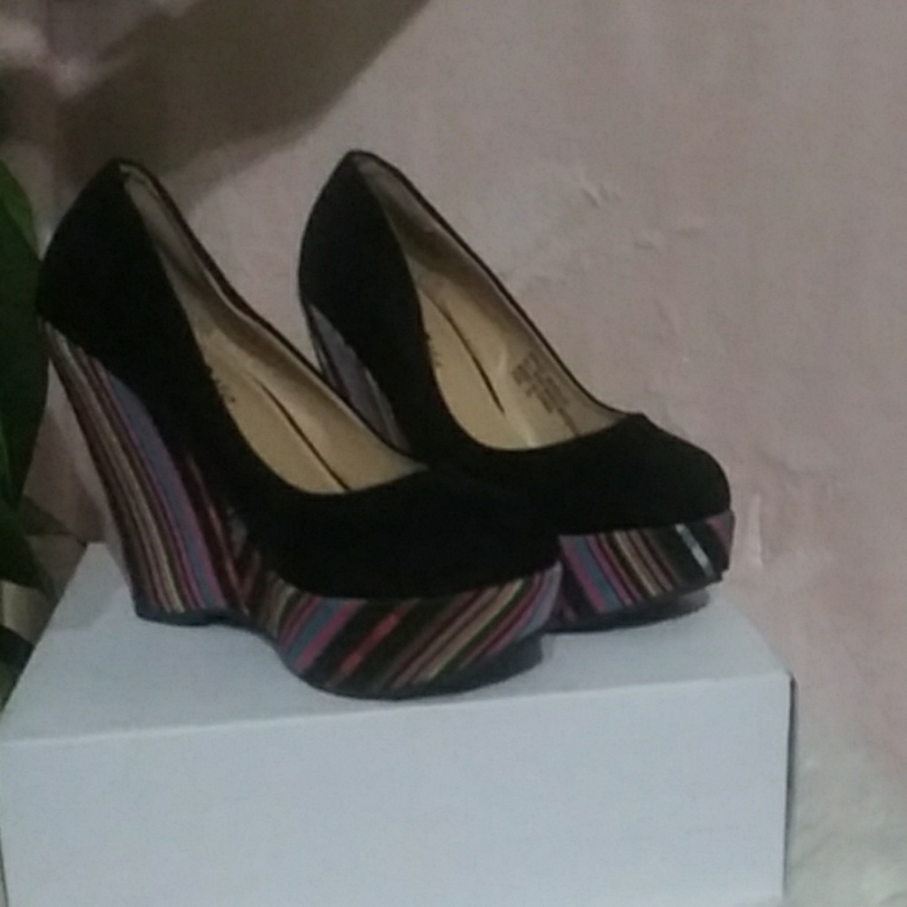 New Wedges - Picture 3 of 5
